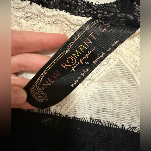 Free People New Romantics Ivory Boho Embroidered Lace Midi Dress Size 6 - Picture 10 of 13